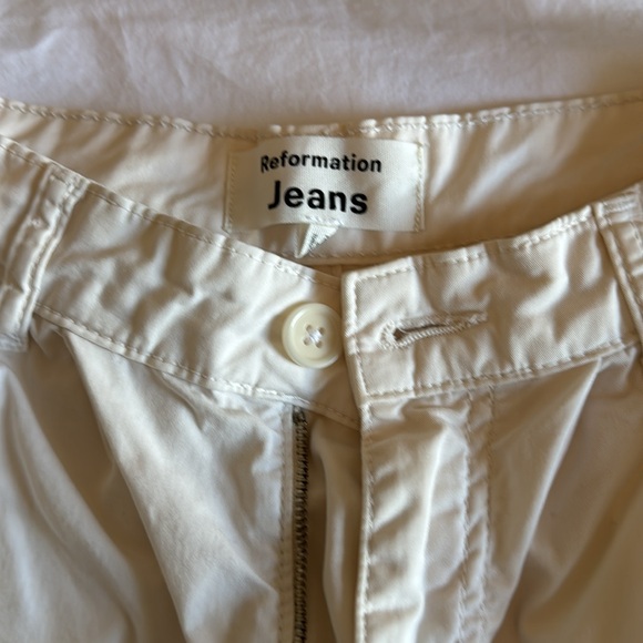 Reformation pleated cotton shorts - Picture 2 of 4